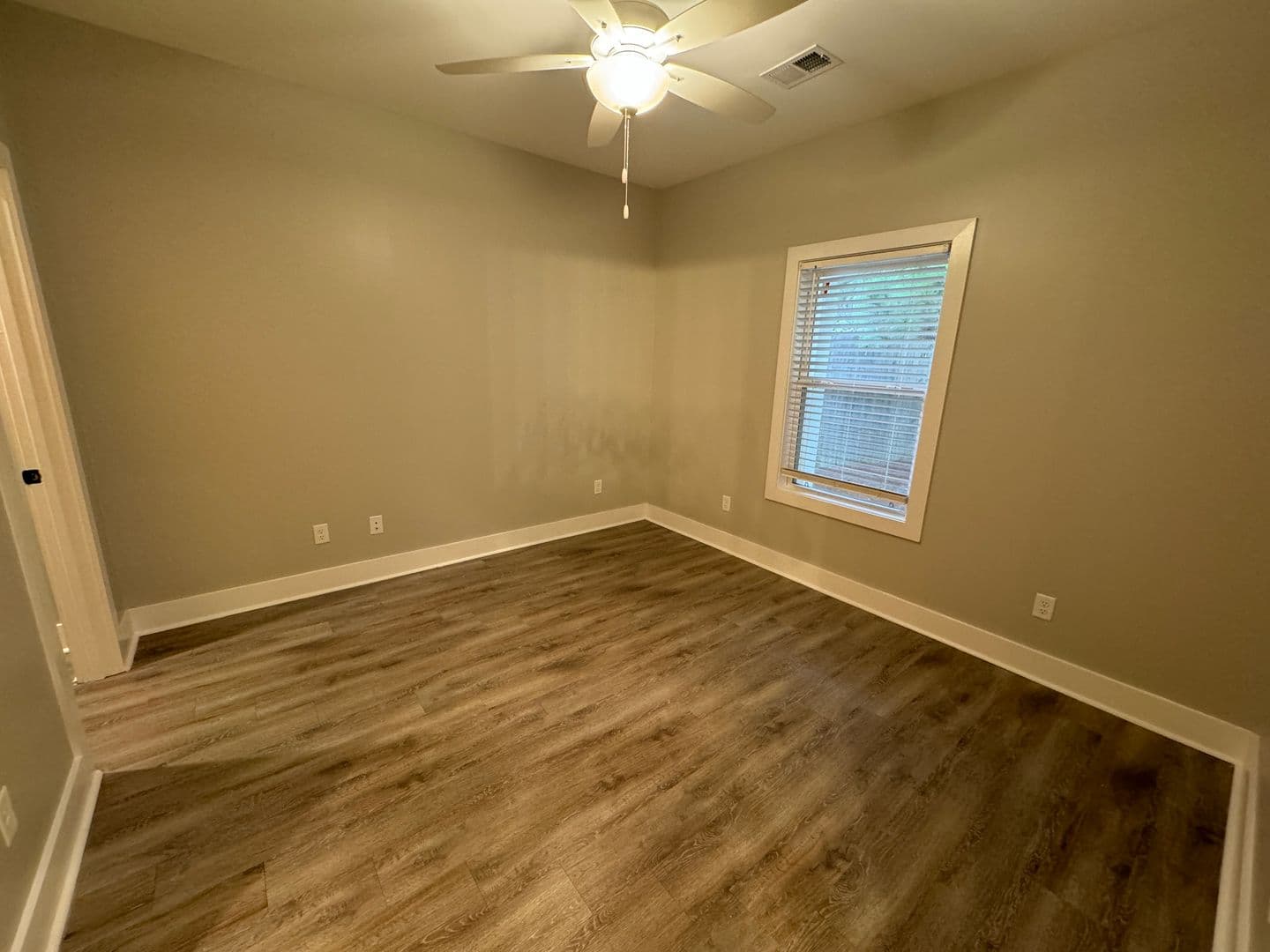 Oxford House: 23 Aspen Loop