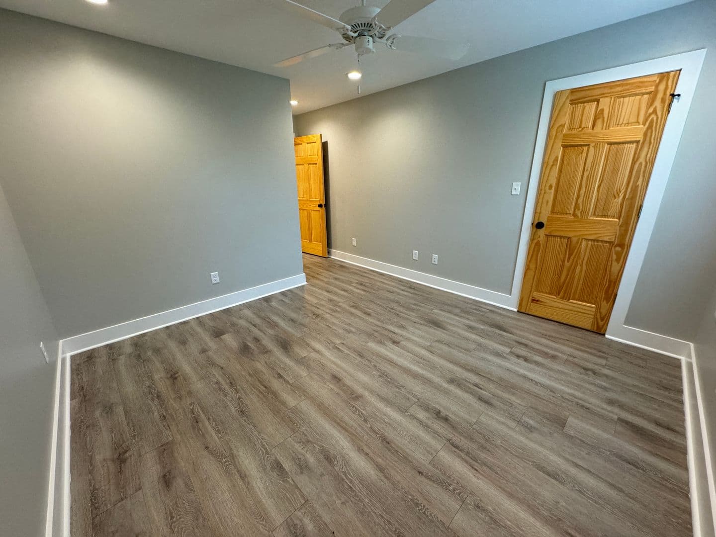 Oxford House: 23 Aspen Loop