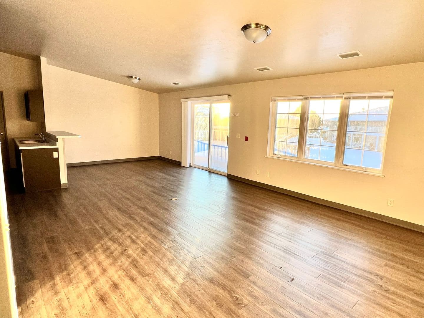 Oshkosh Apartment: 500-526 Marion Rd