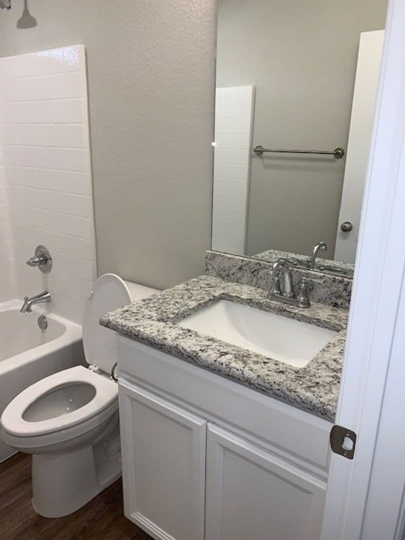Burleson House: 1226 Reed Parke