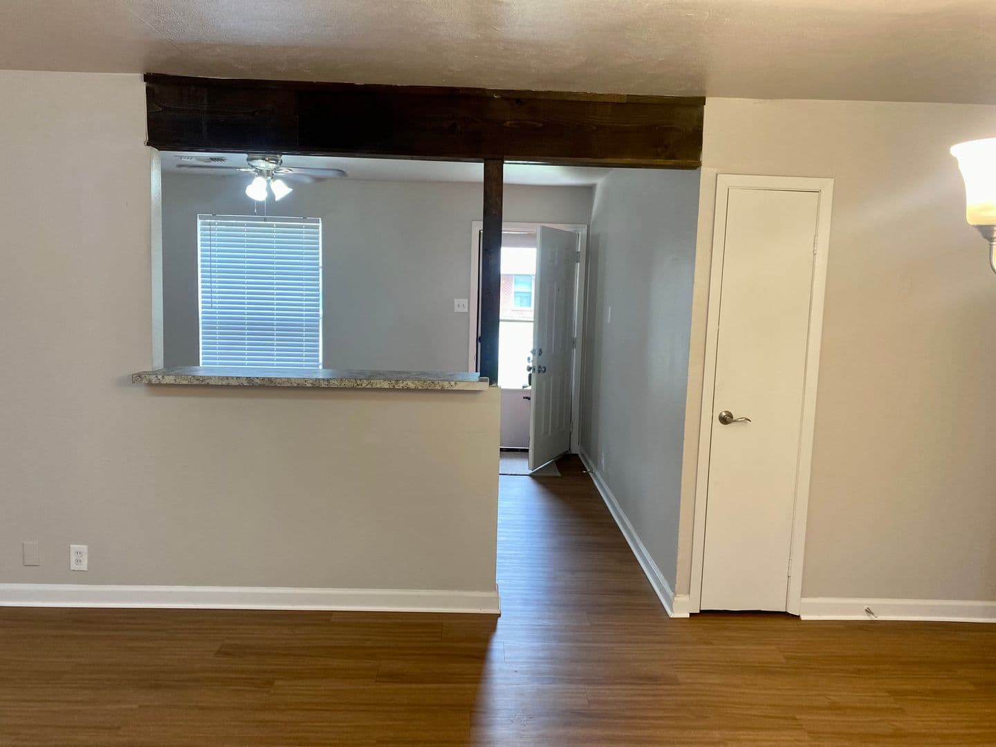 Burleson House: 712 SW Southridge