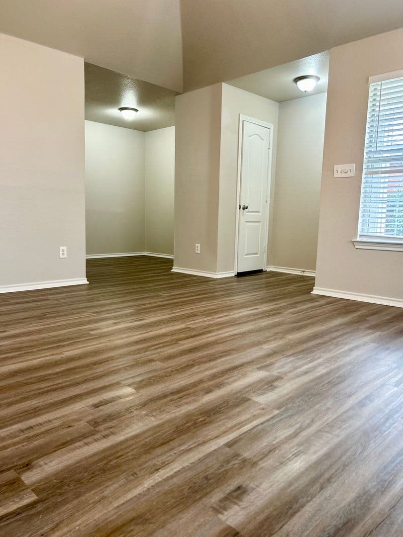 Burleson House: 314 Schumacher