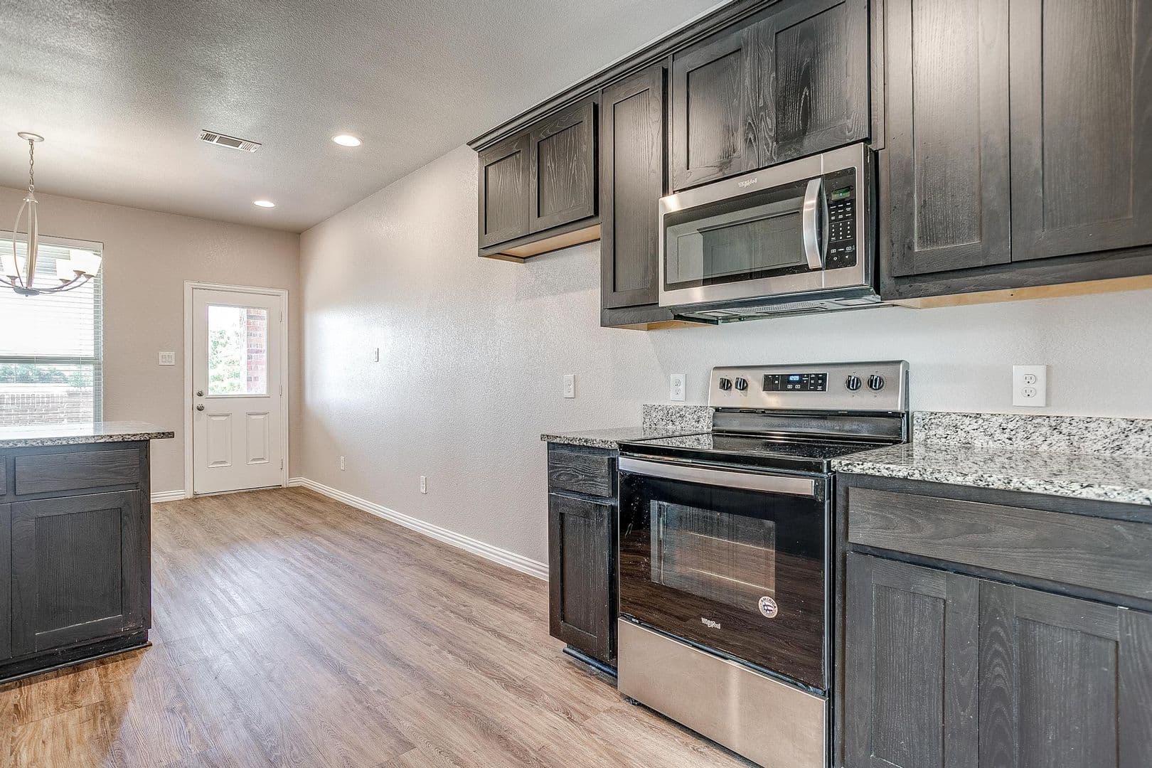 Fort Worth House: 5601 McLanahan Lane