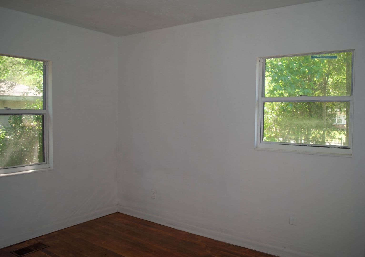 Tallahassee House: 700 Apache St