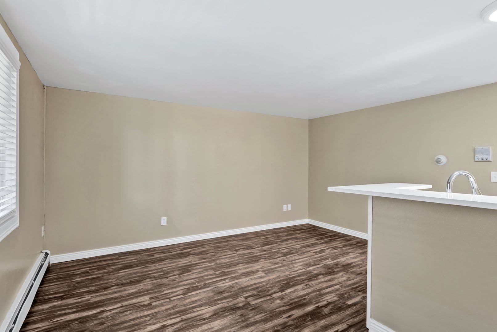 Denver Apartment: 835 South Quebec Street