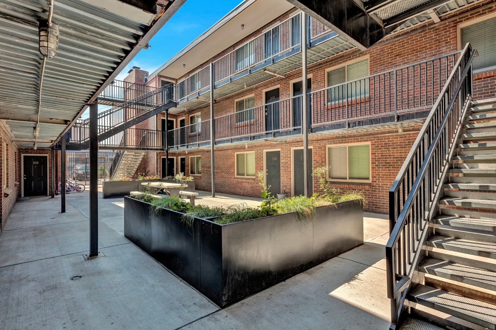 Denver Apartment: 835 South Quebec Street