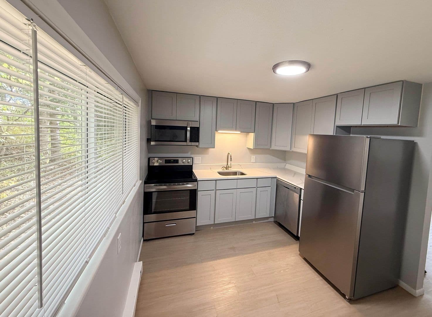 Fitchburg Apartment: 6 Mary Anna Drive