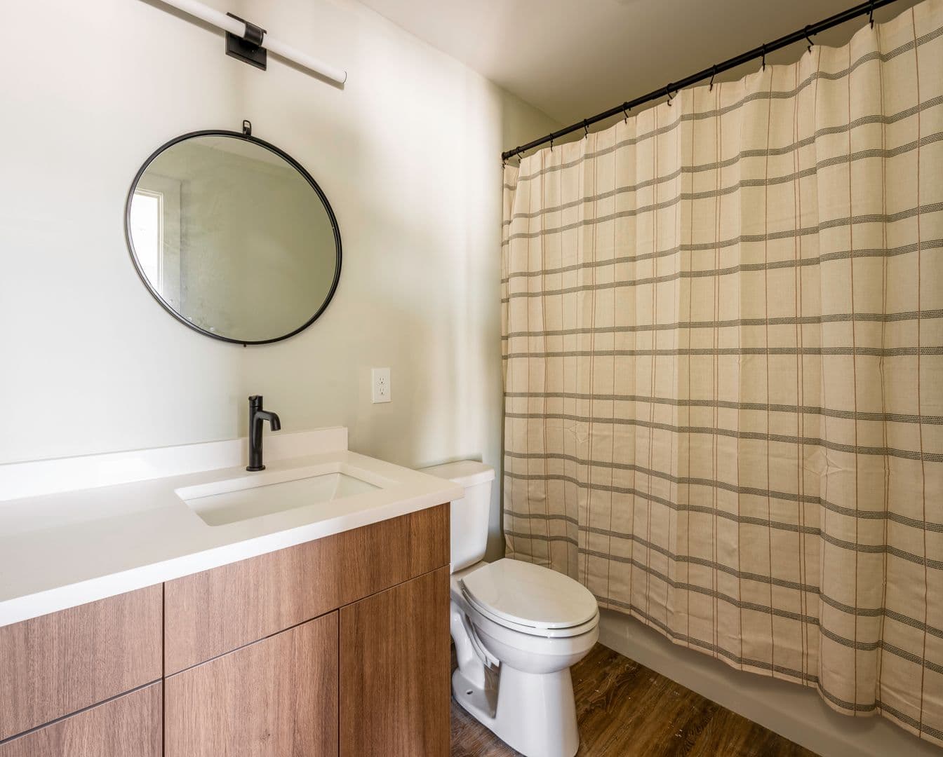 Winthrop Apartment: 91 Veterans Rd - 418