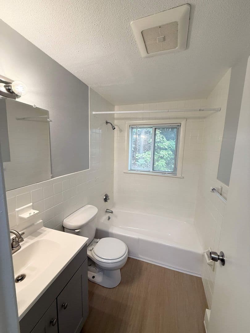 Fitchburg Apartment: 6 Mary Anna Drive