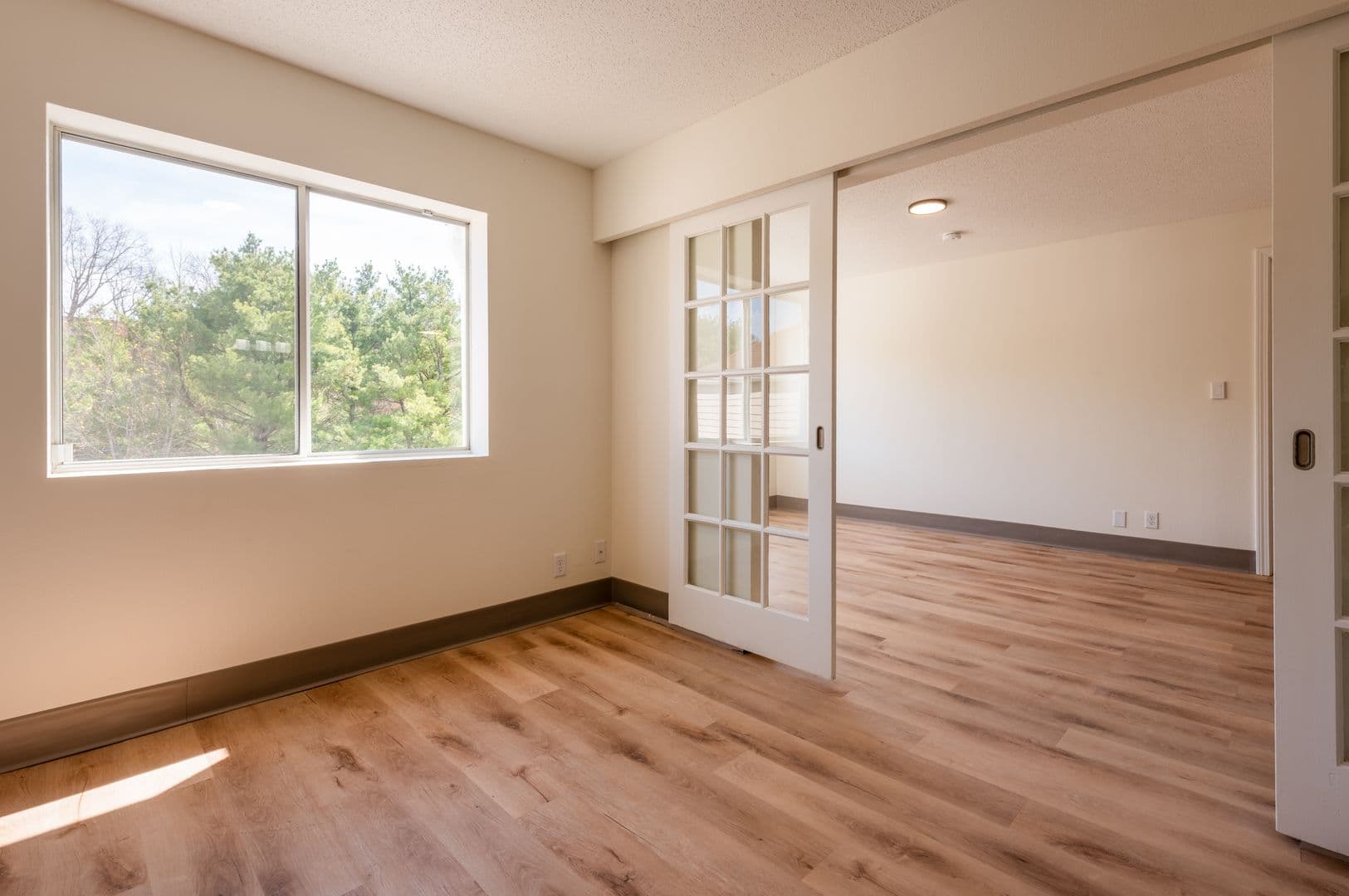 Westborough Apartment: 25 Connector Road