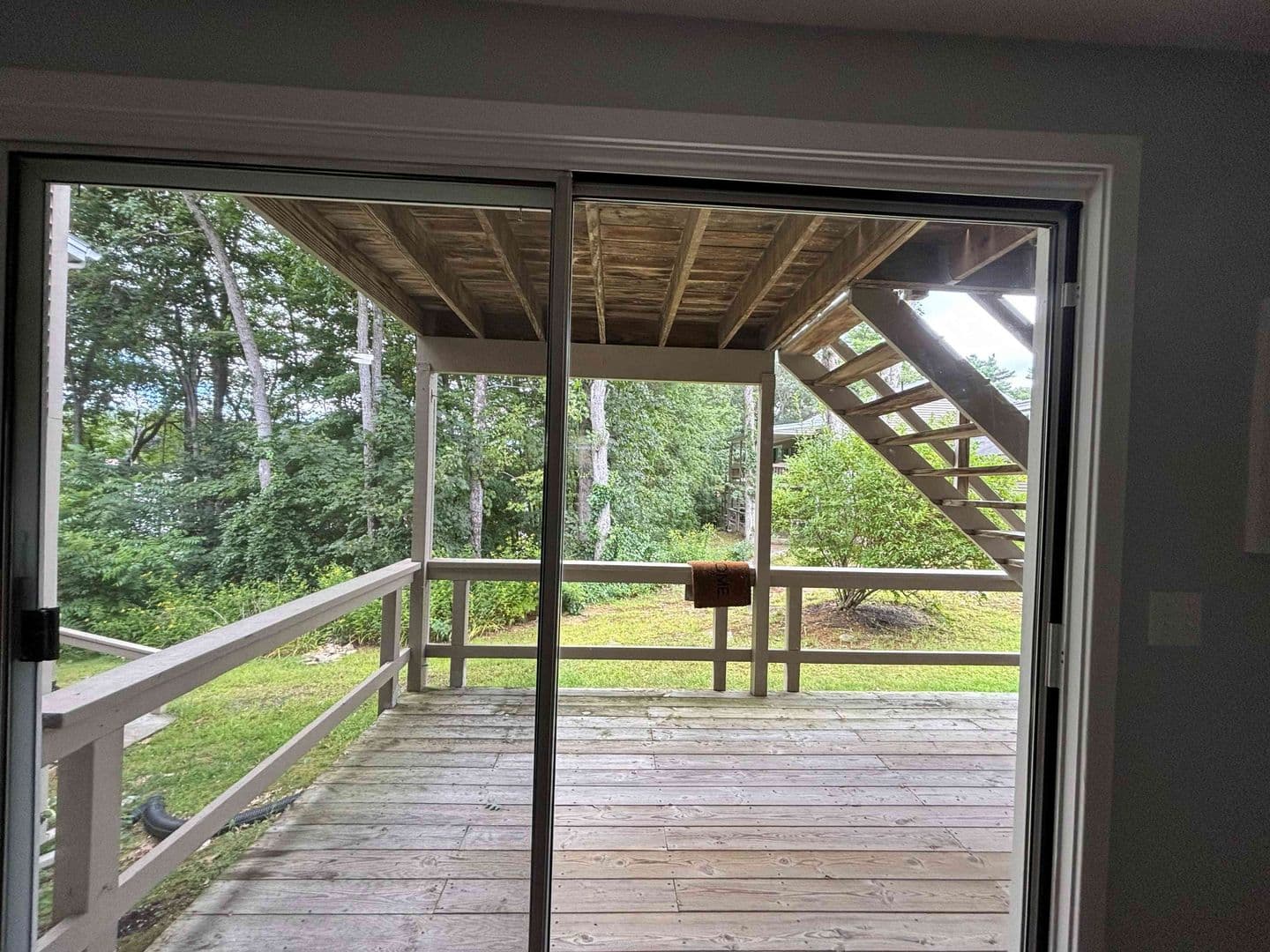 Southbridge Apartment: Therese Ave
