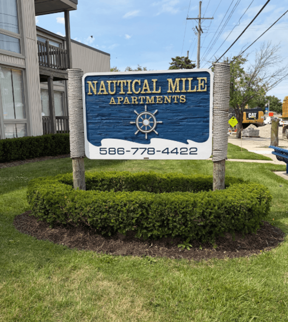 St. Clair Shores Apartment: 24801 Jefferson Avenue