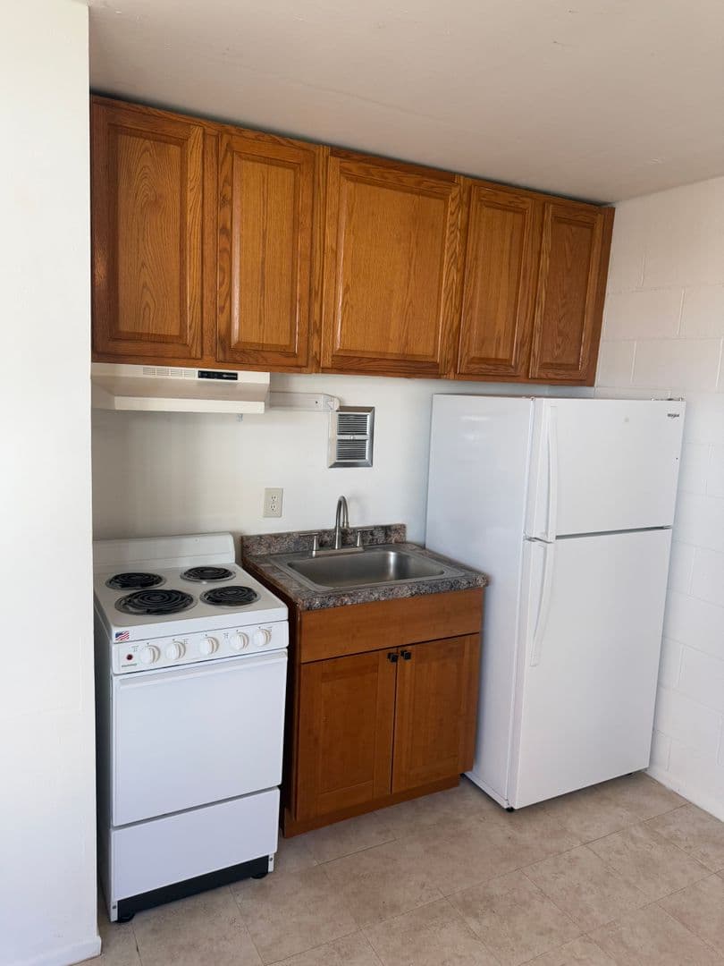 Wailuku Apartment: 2170 Vineyard Street