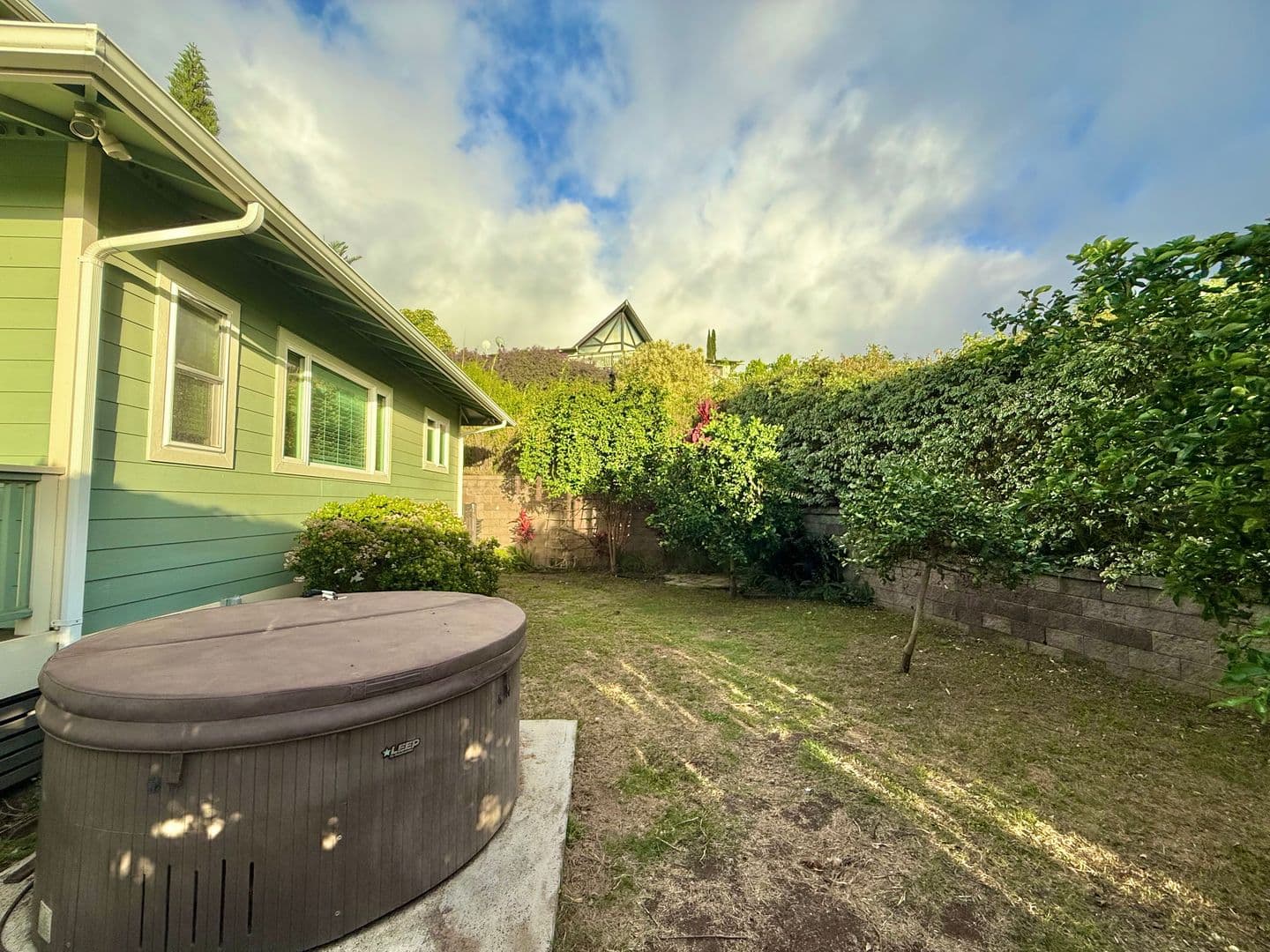 Kula House: 27 Manu St.