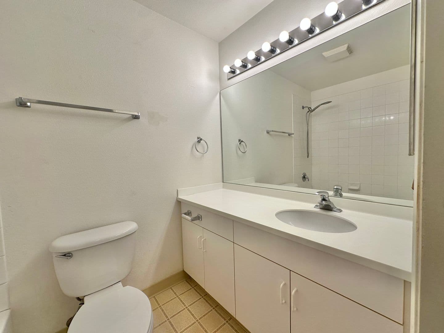 Wailuku Townhome: 11 Waipaa Lane #43-204