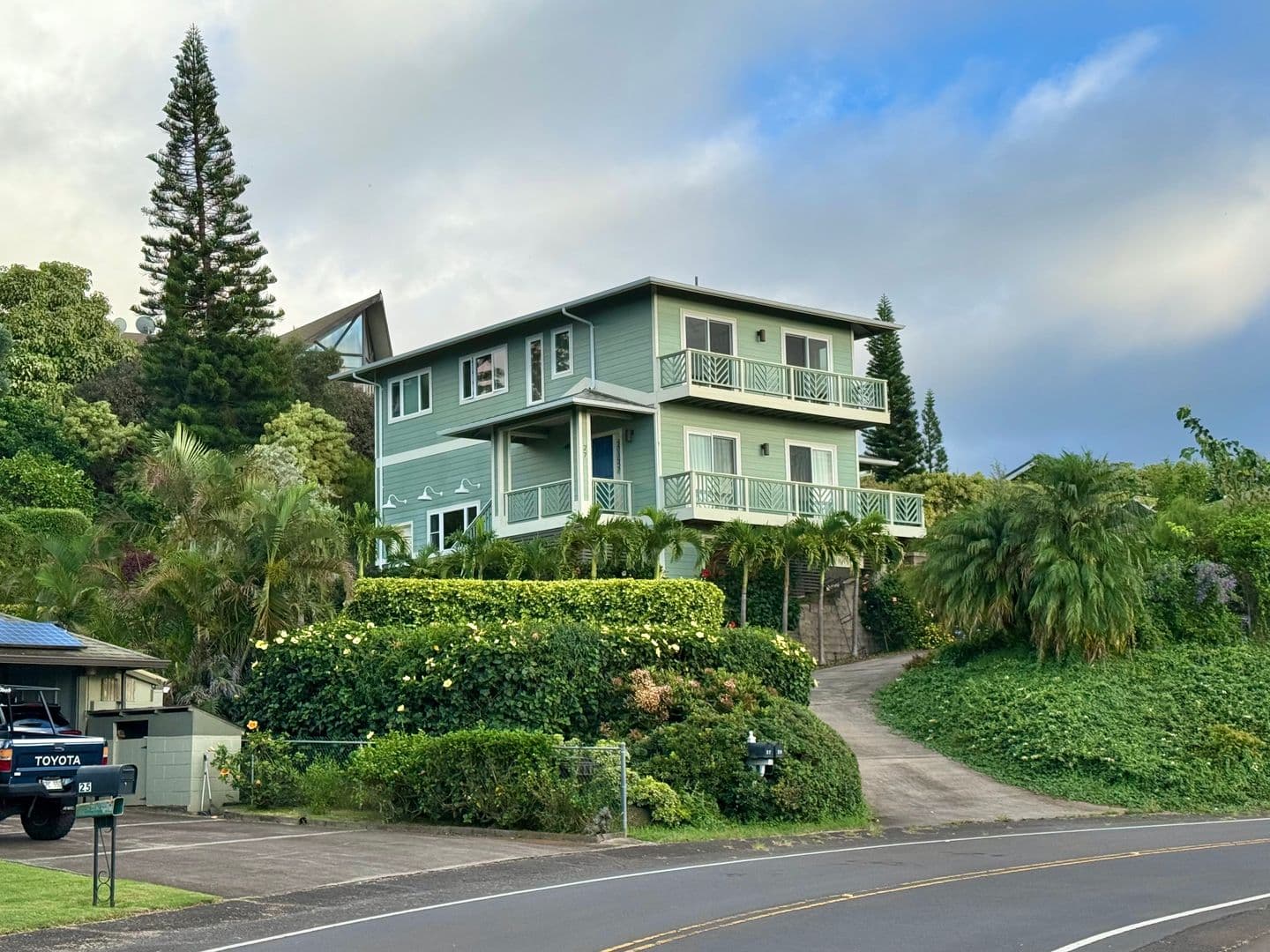 Kula House: 27 Manu St.