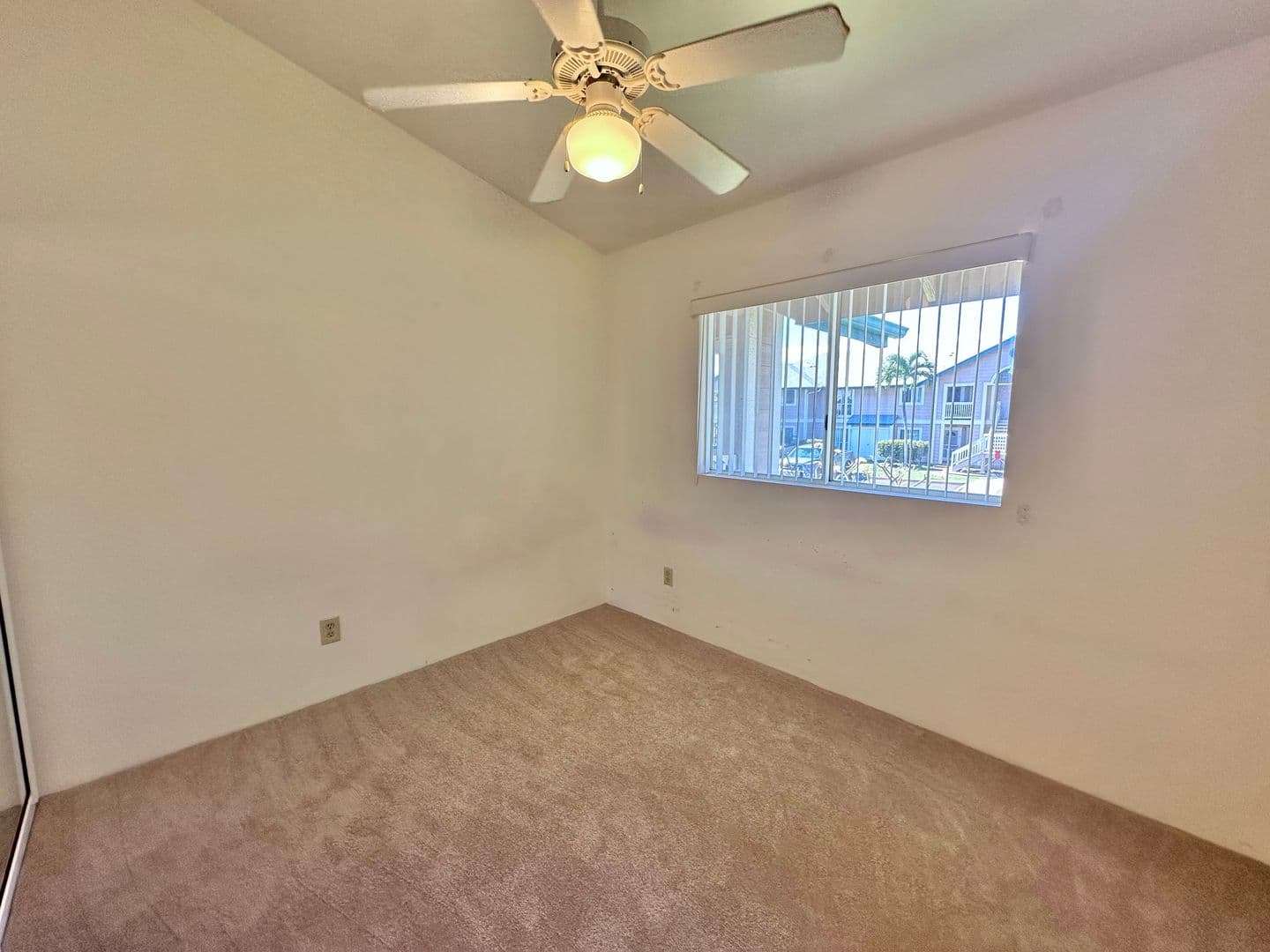 Wailuku Townhome: 11 Waipaa Lane #43-204