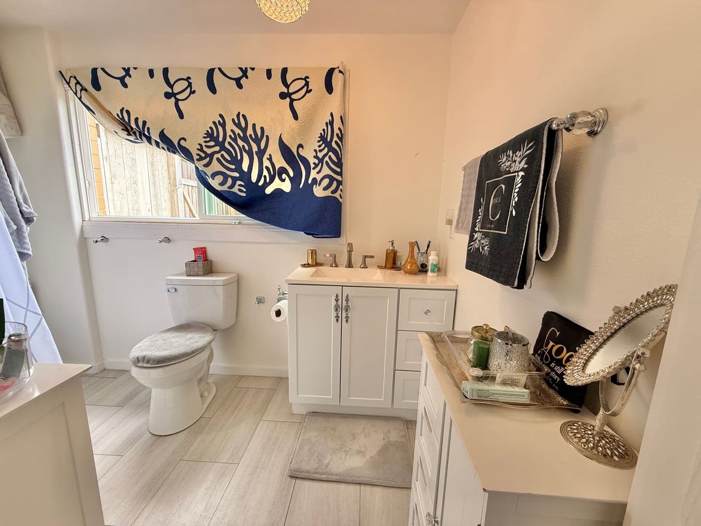Makawao House: 45 Haele Pl