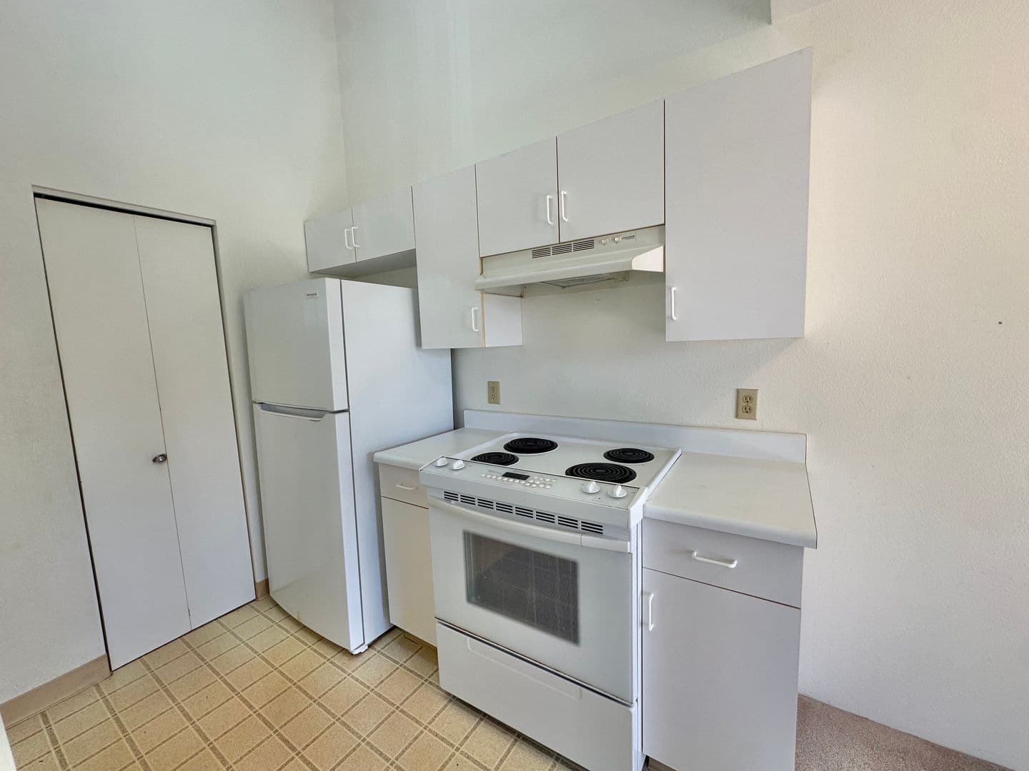 Wailuku Townhome: 11 Waipaa Lane #43-204