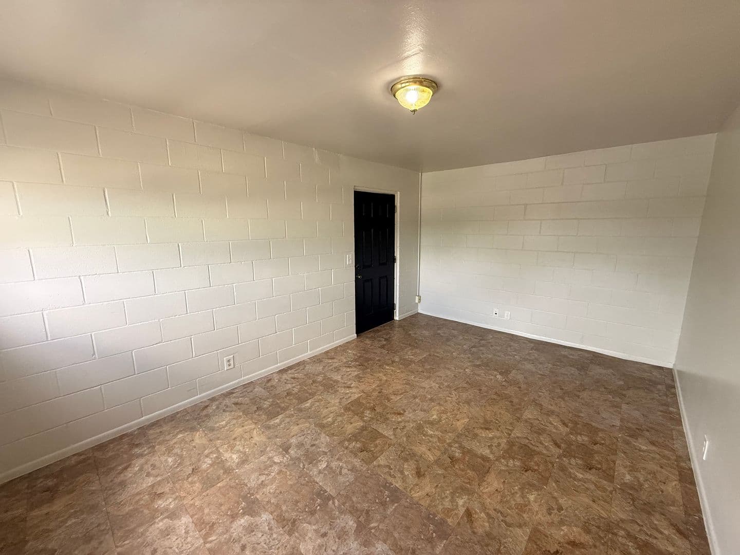 Wailuku Apartment: 2170 Vineyard Street