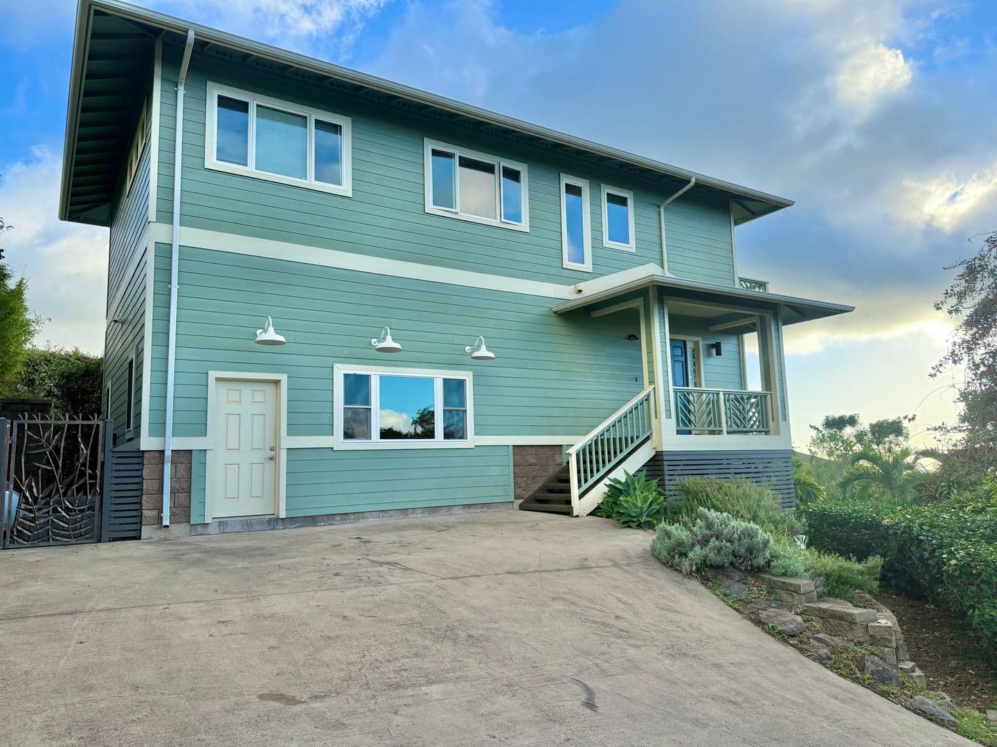 Kula House: 27 Manu St.