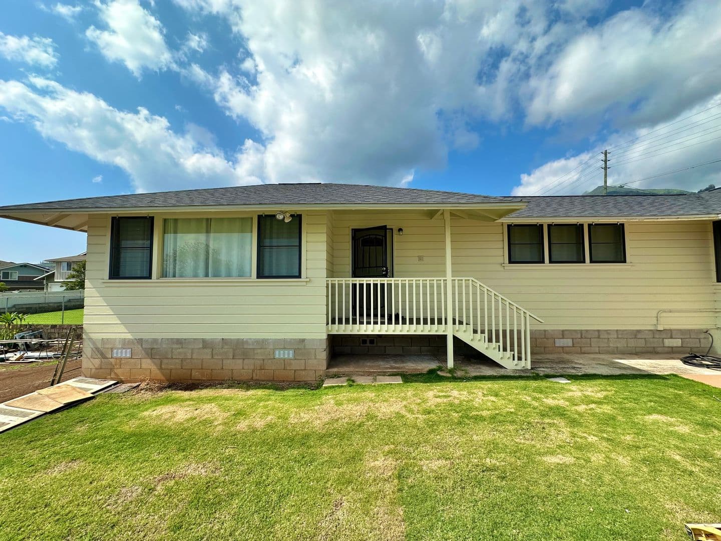 Wailuku House: 2533 Main St. - Attached Studio