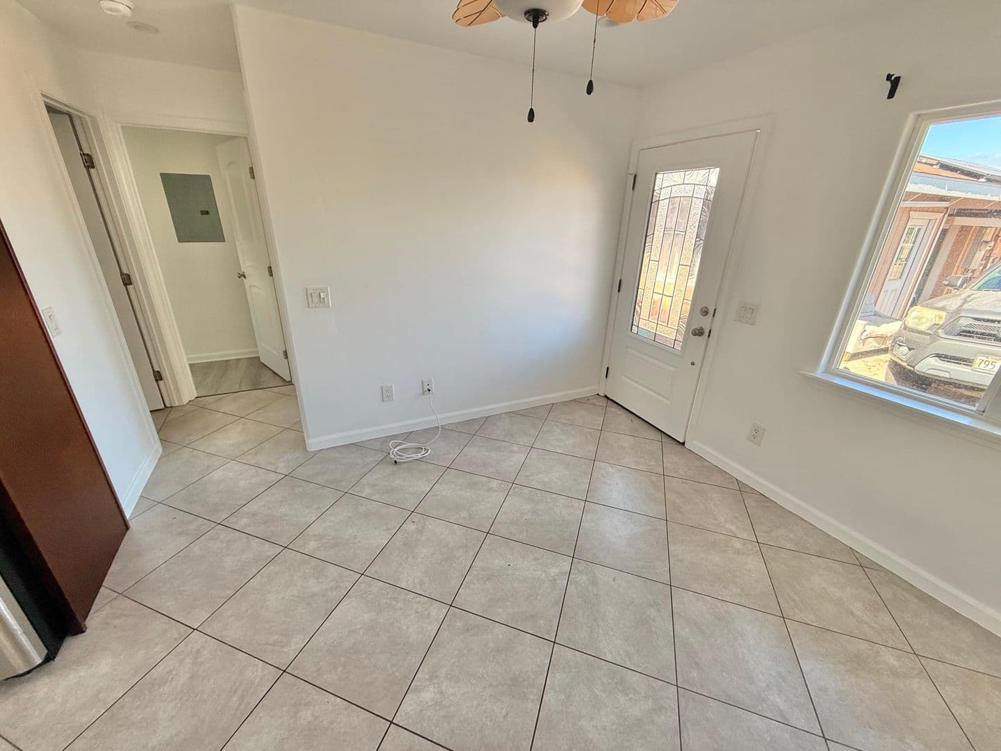 Kahului House: 330 S Puunene Ave - Cottage