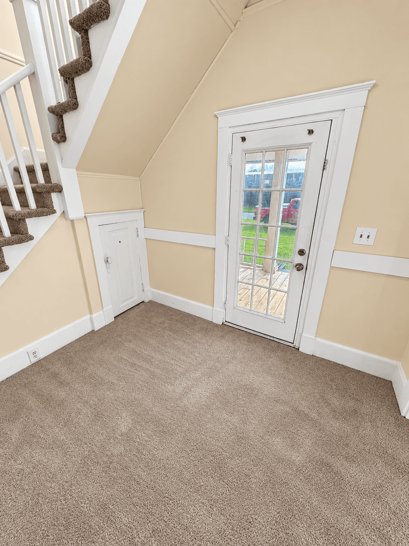 GREEN COVE SPRINGS House: 438 MAGNOLIA AVE