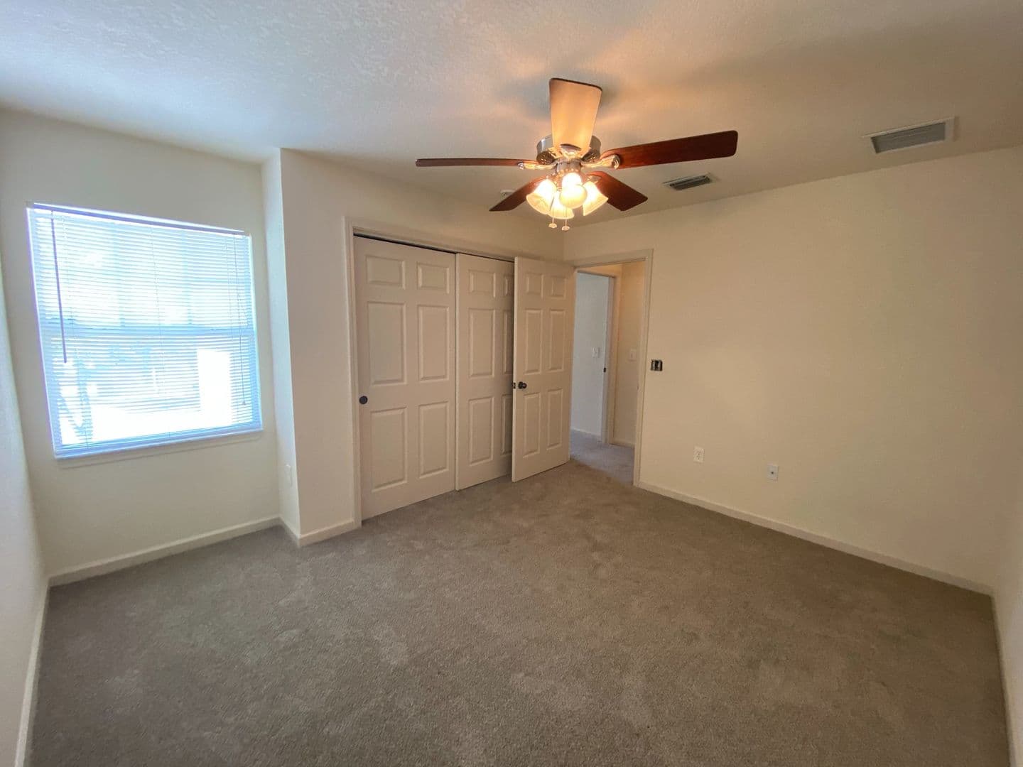 Jacksonville House: 8550 Argyle Business Loop