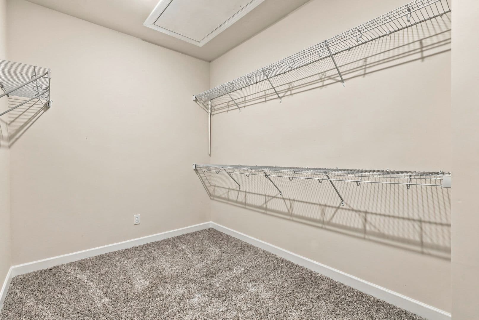 Charlotte House: 1003 Alicante Ave,