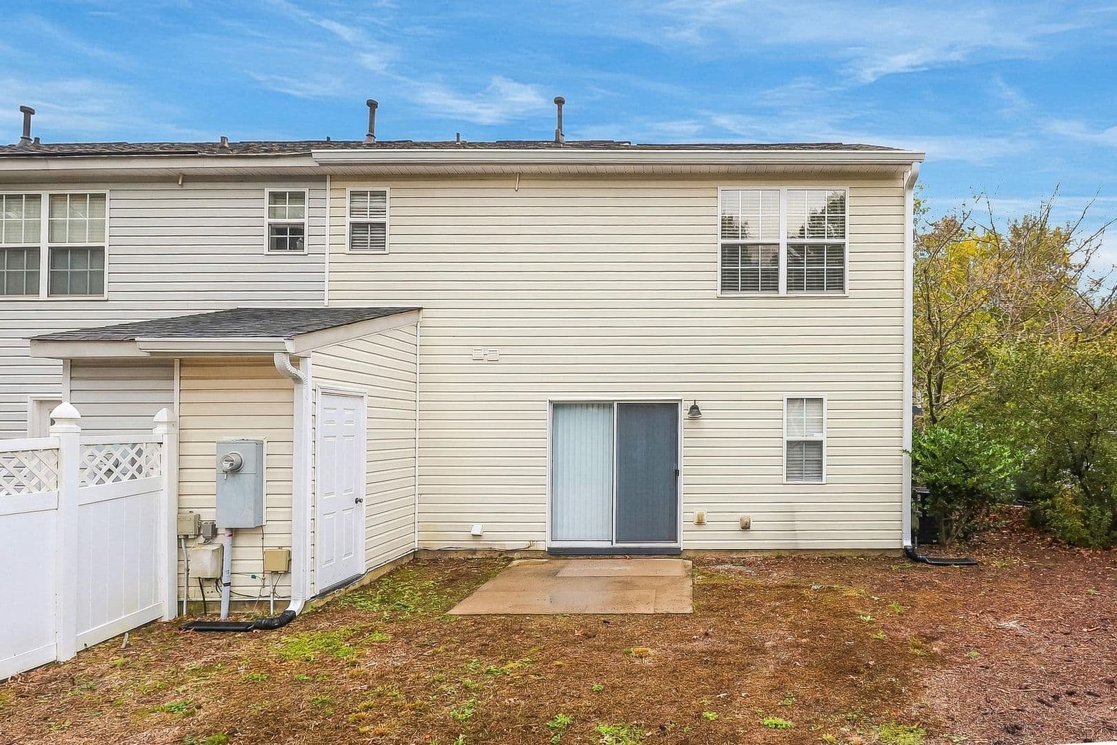 Charlotte Townhome: 15021 Deshler Ct.