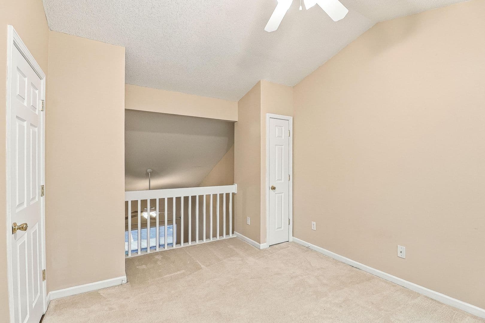 Charlotte Townhome: 15021 Deshler Ct.