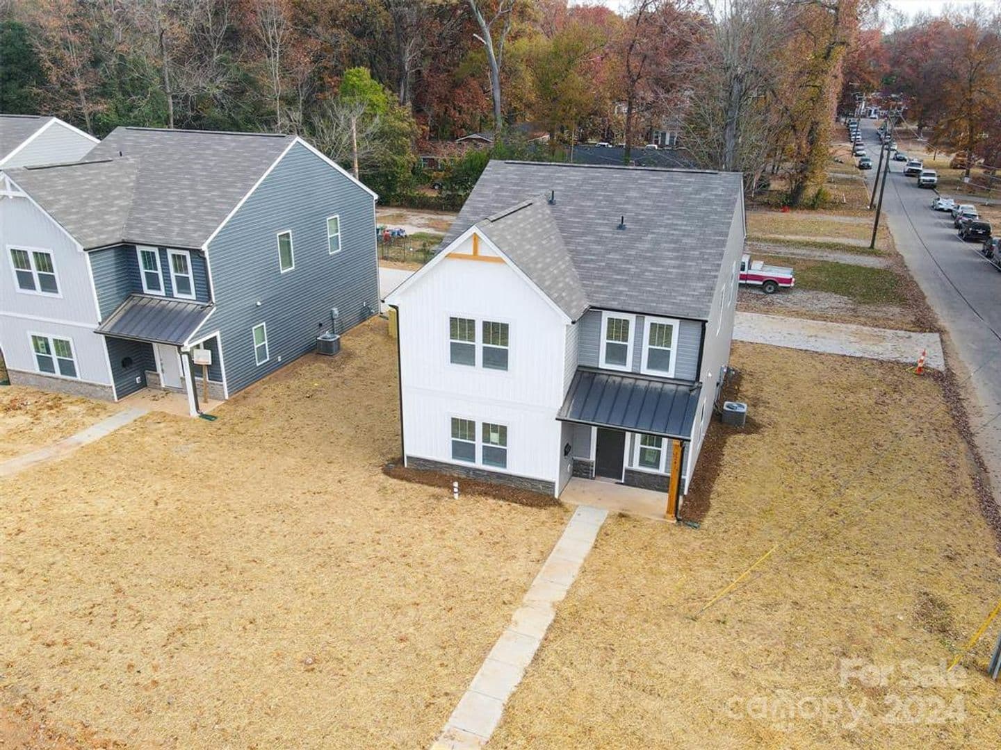 Charlotte House: 1241 Eastway Dr