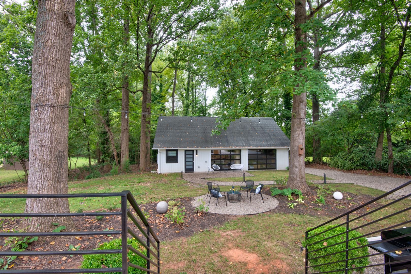 Charlotte House: 3945 Rockfern Rd