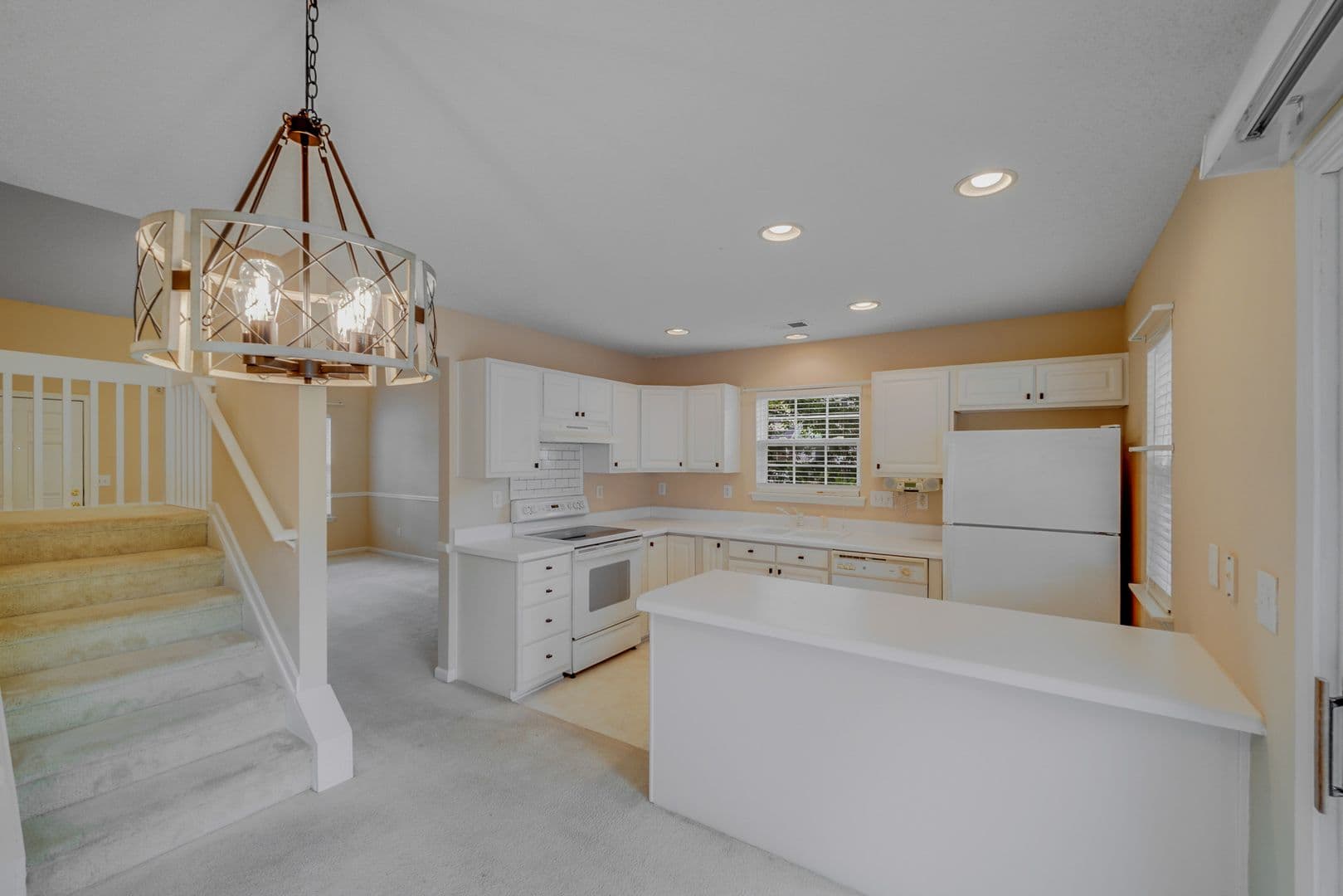 Charlotte Townhome: 15021 Deshler Ct.