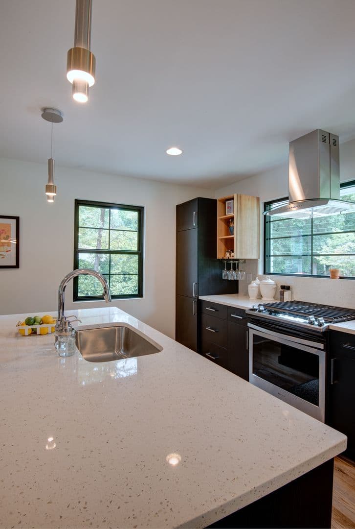 Charlotte House: 3945 Rockfern Rd