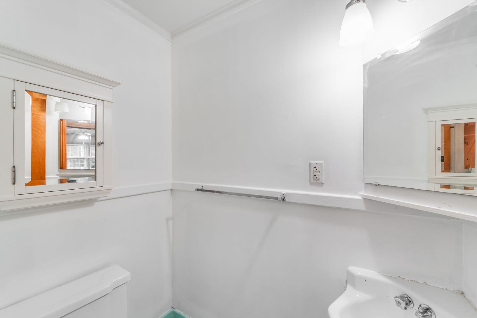 Gastonia Condo: 405-B W. Harvie Ave.