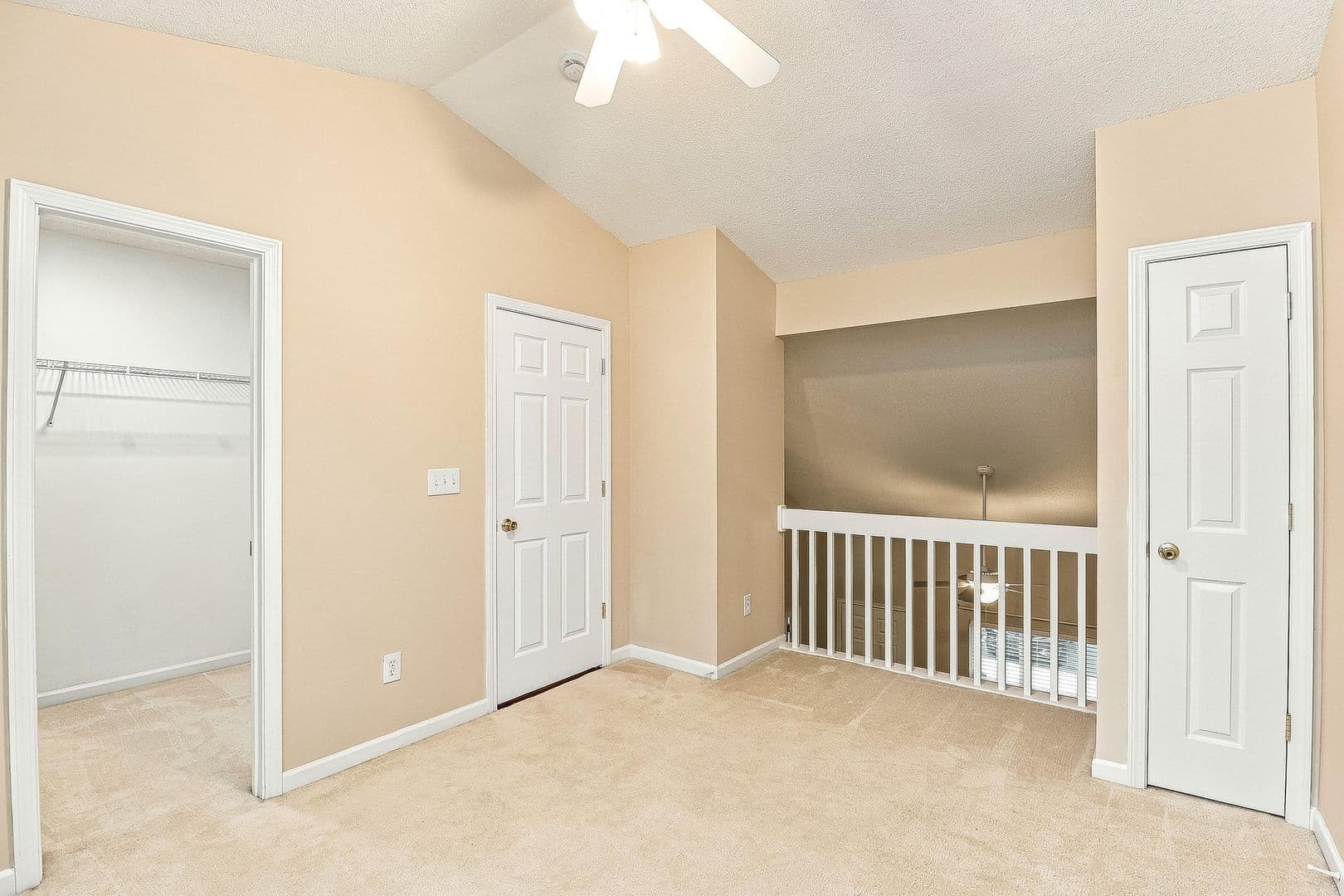 Charlotte Townhome: 15021 Deshler Ct.