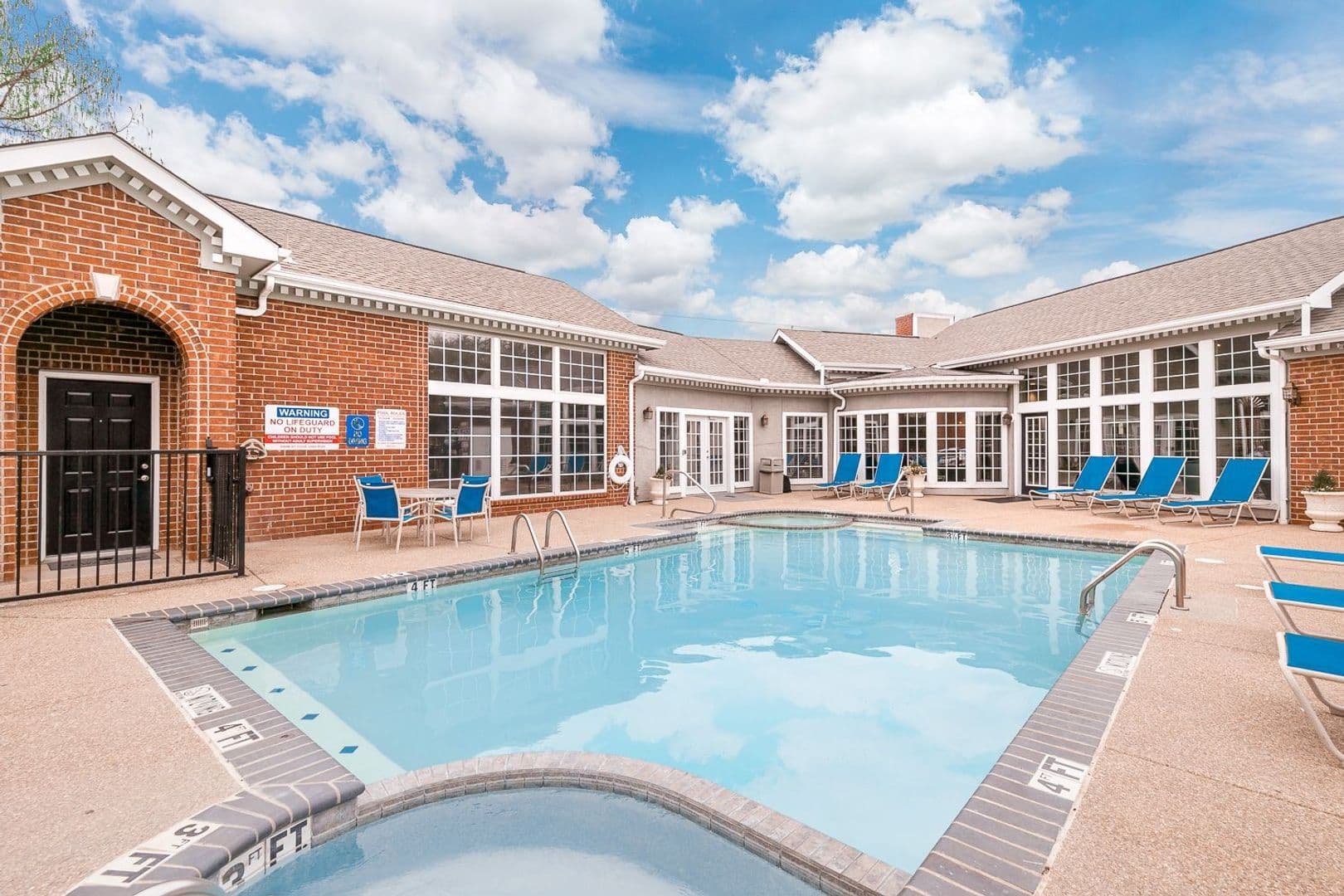 Euless Apartment: 2250 Fuller-Wiser Road