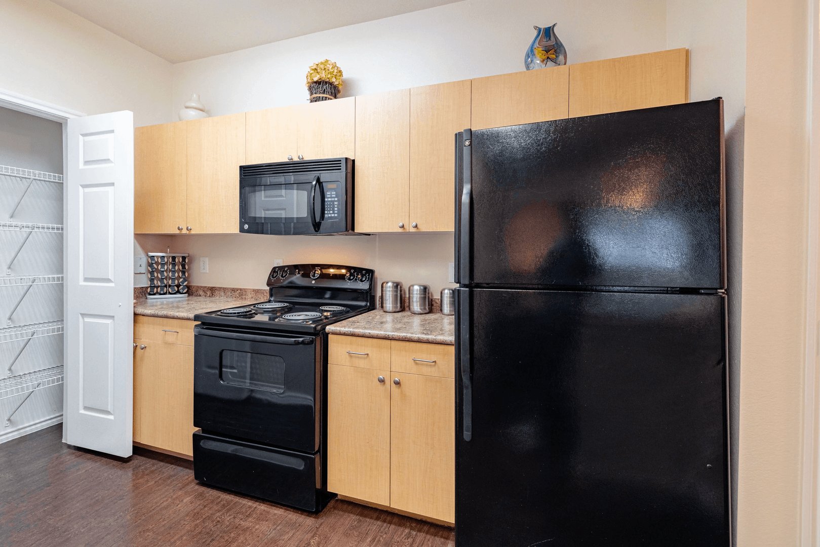 Fort Worth Apartment: 6850 Granbury Road