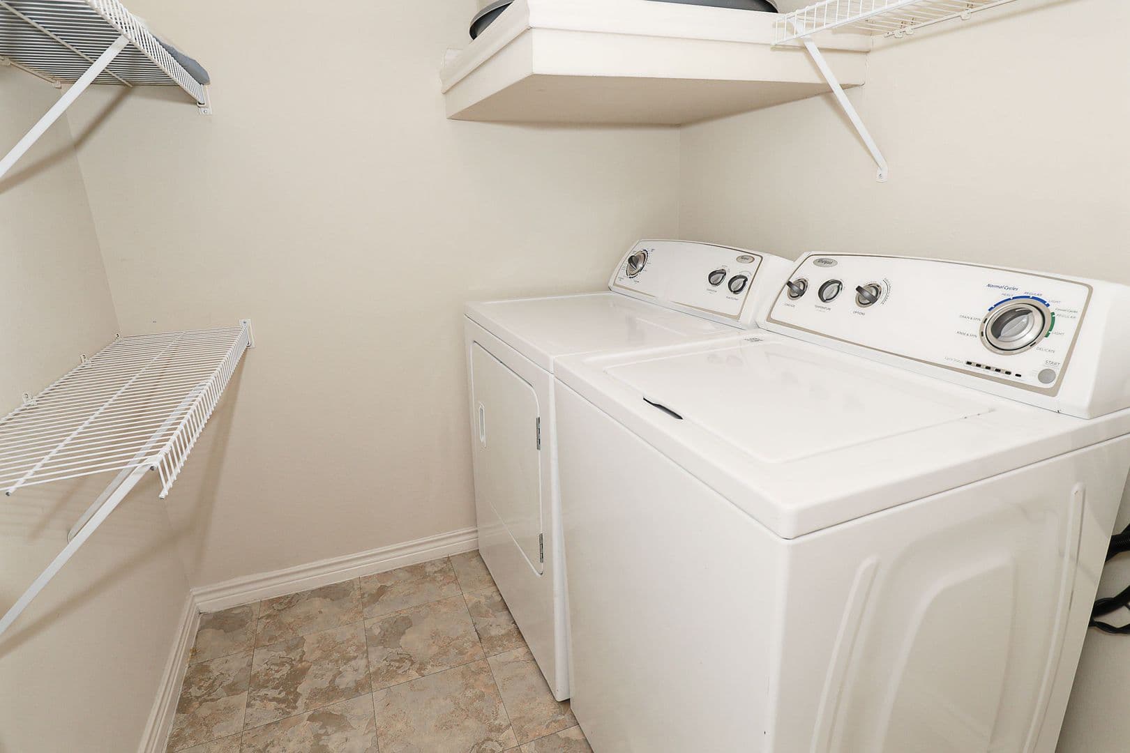 Farmers Branch Apartment: 1580 Mira Lago Boulevard