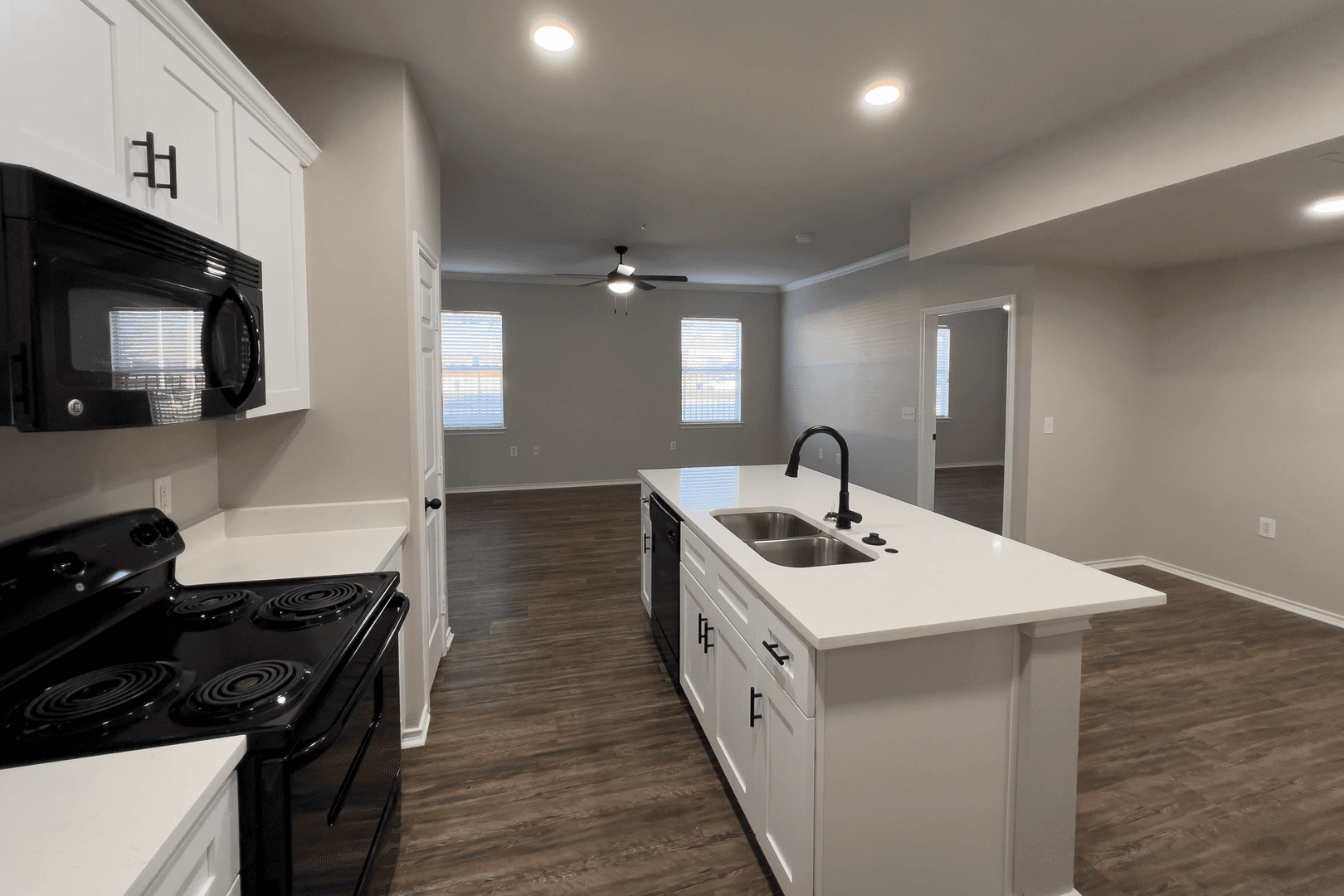 Fort Worth Apartment: 6850 Granbury Road