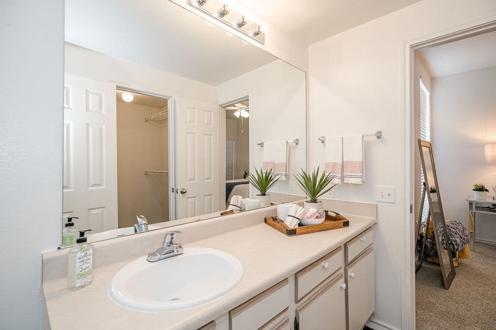 Euless Apartment: 2250 Fuller-Wiser Road