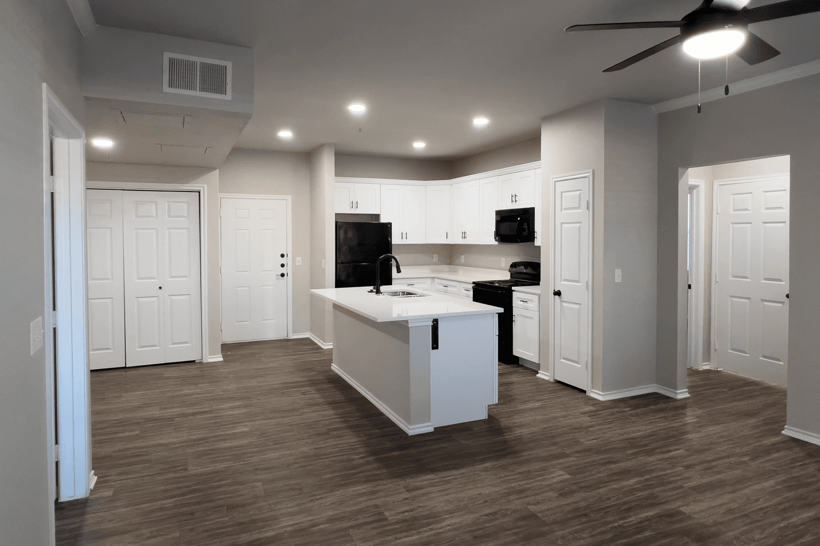 Fort Worth Apartment: 6850 Granbury Road