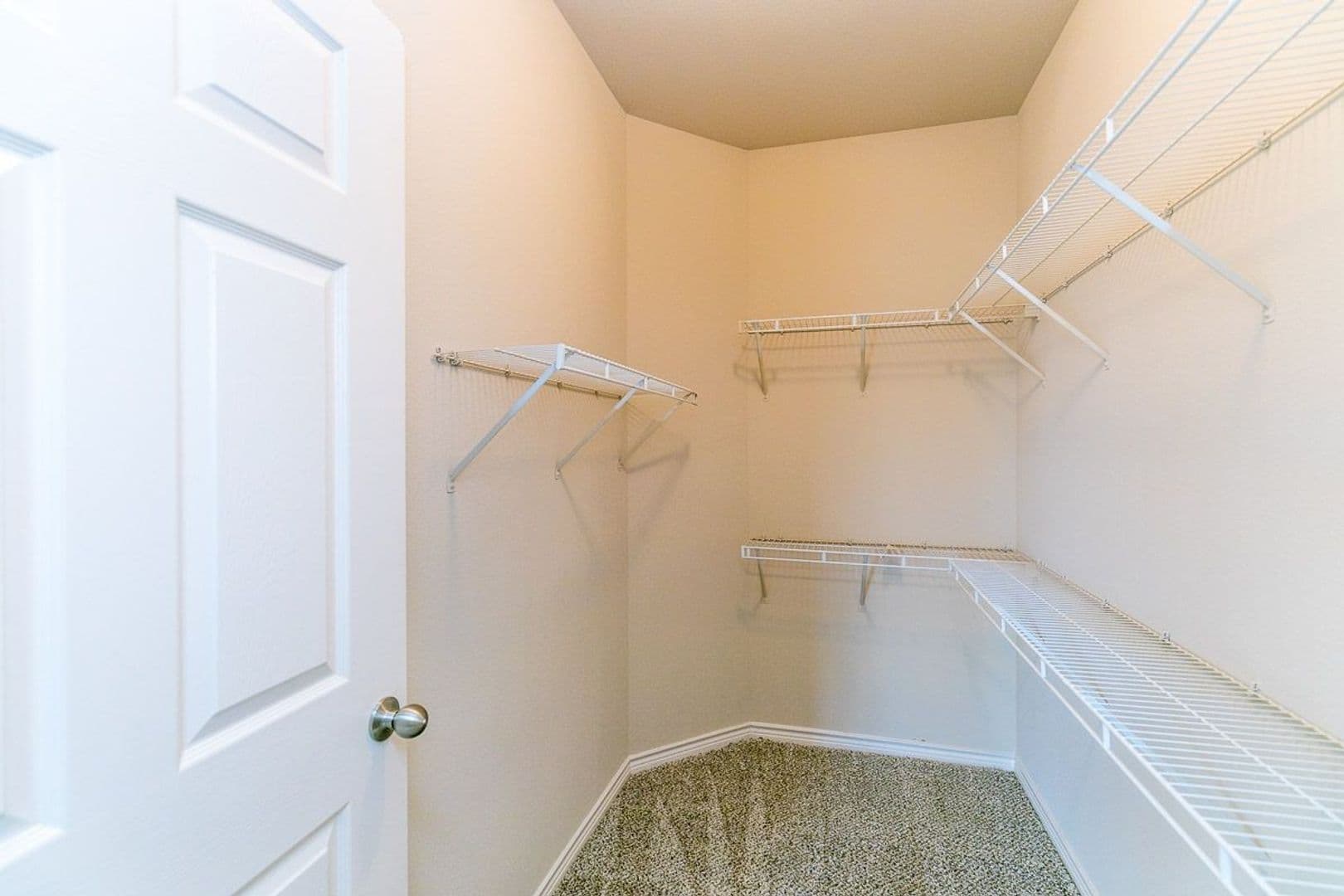 Farmers Branch Apartment: 1580 Mira Lago Boulevard