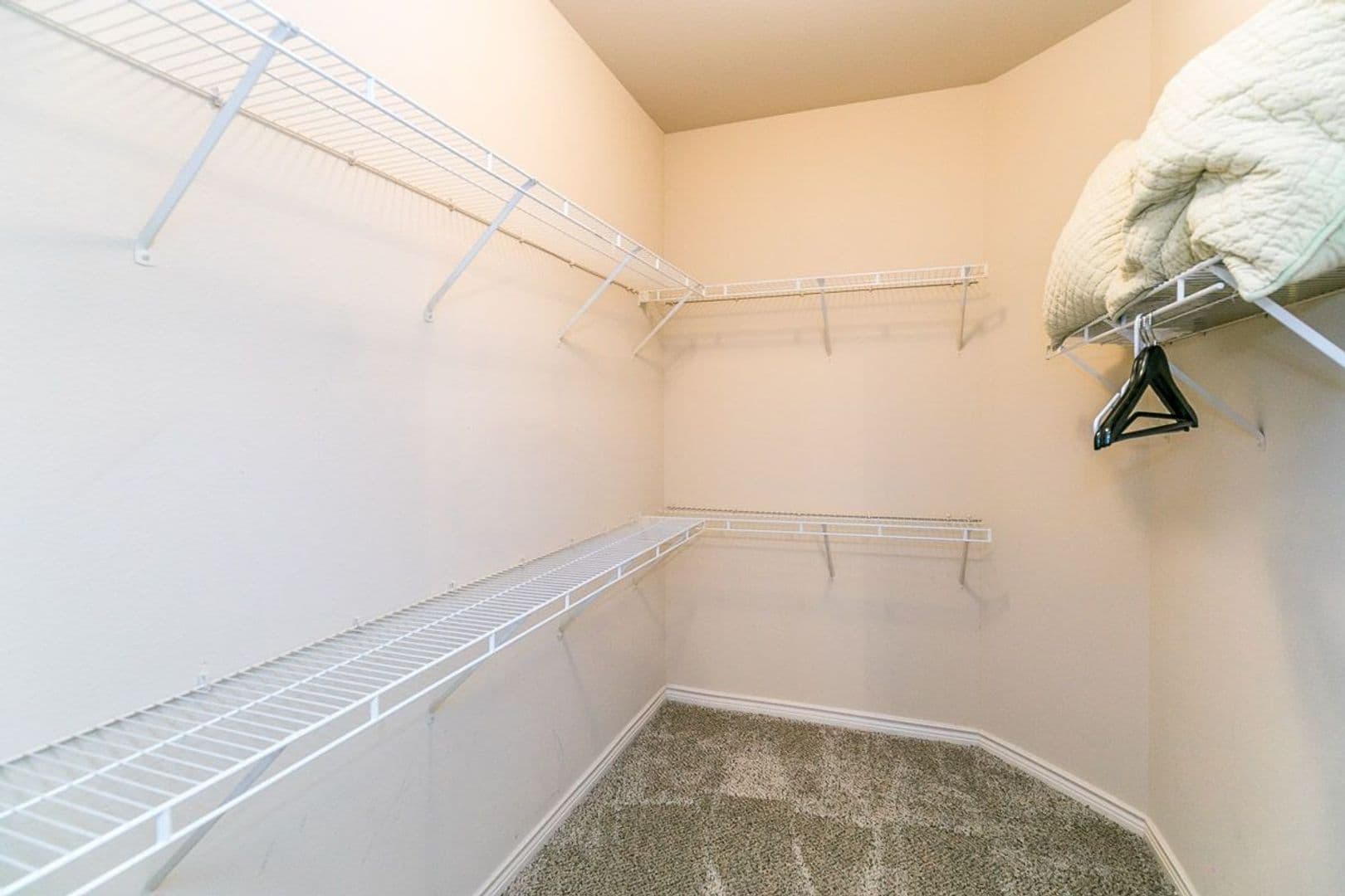 Farmers Branch Apartment: 1580 Mira Lago Boulevard