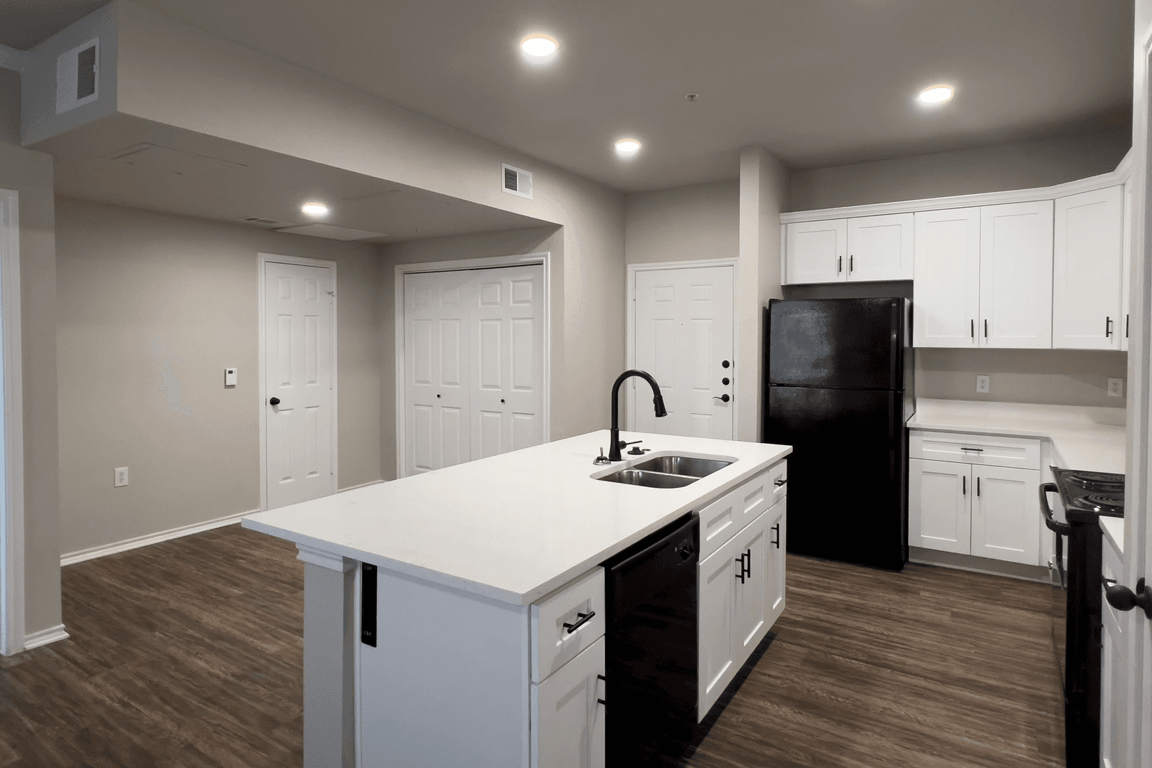 Fort Worth Apartment: 6850 Granbury Road