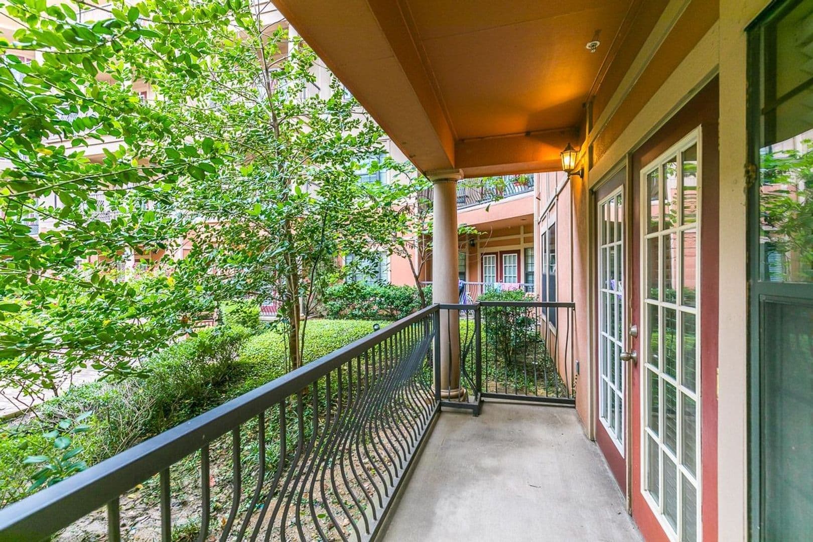 Farmers Branch Apartment: 1580 Mira Lago Boulevard