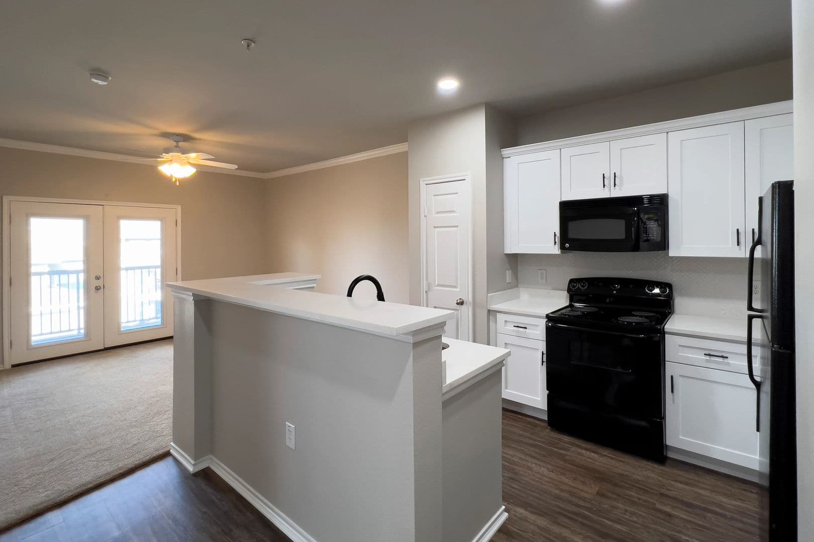 Fort Worth Apartment: 6850 Granbury Road