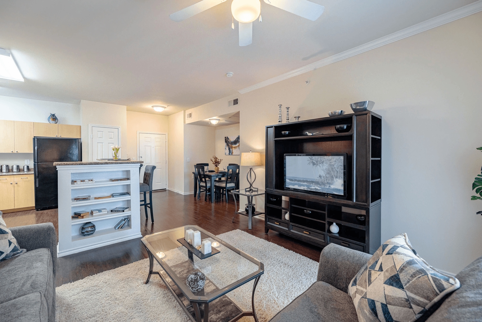 Fort Worth Apartment: 6850 Granbury Road